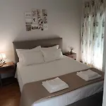 Vivian's Cozy *